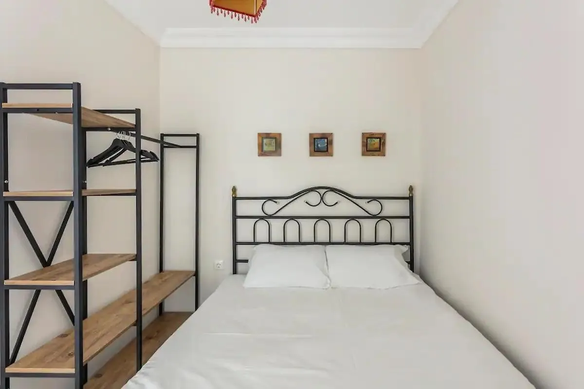 Istanbul'Un Merkezinde Cevahir Avm Karsisi 1+1 Yeni Ev Apartment Istanbul